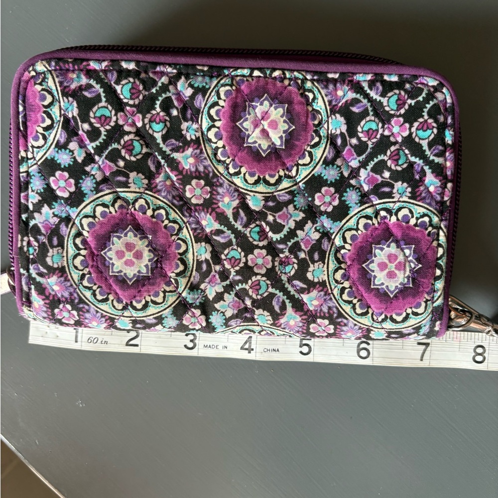 Elegant Floral Vera Bradley Women's Wallet - Picture 6 of 7